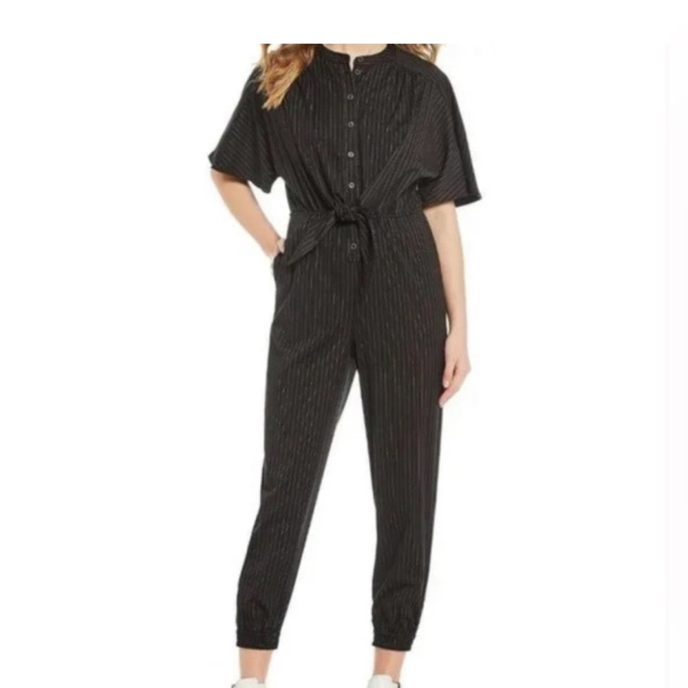 a Loves a Navy Jumpsuit